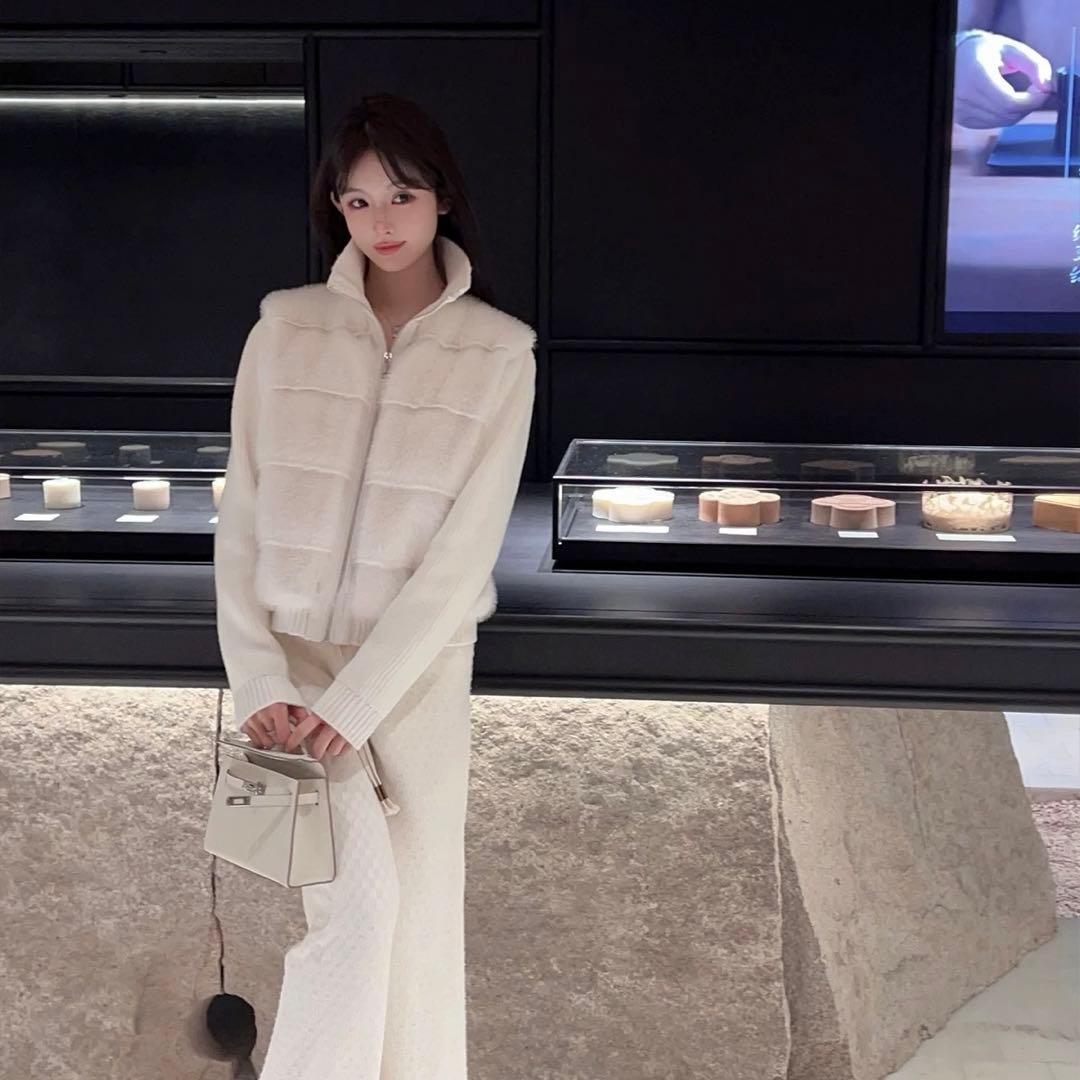 2WAYニットスリーブエコファーダウンジャンパー - メルカリ