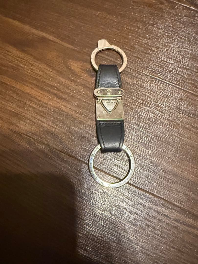 ルイヴィトン レザーキーホルダー・キーリング