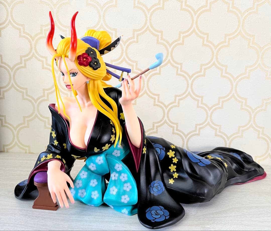 ワンピース　ONE PIECE 一番くじ　ブラックマリア　フィギュア