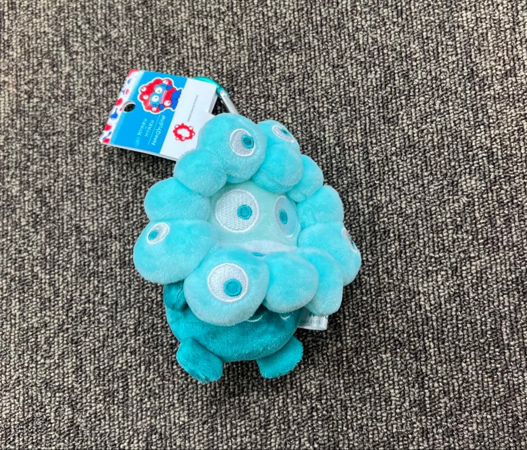 ミャクミャク　サンリオ　推しカラー　[ハンギョドン] 📢本日10/11(金)発売開始⚠️ ⋐ ミャクミャク×サンリオキャラクターズ