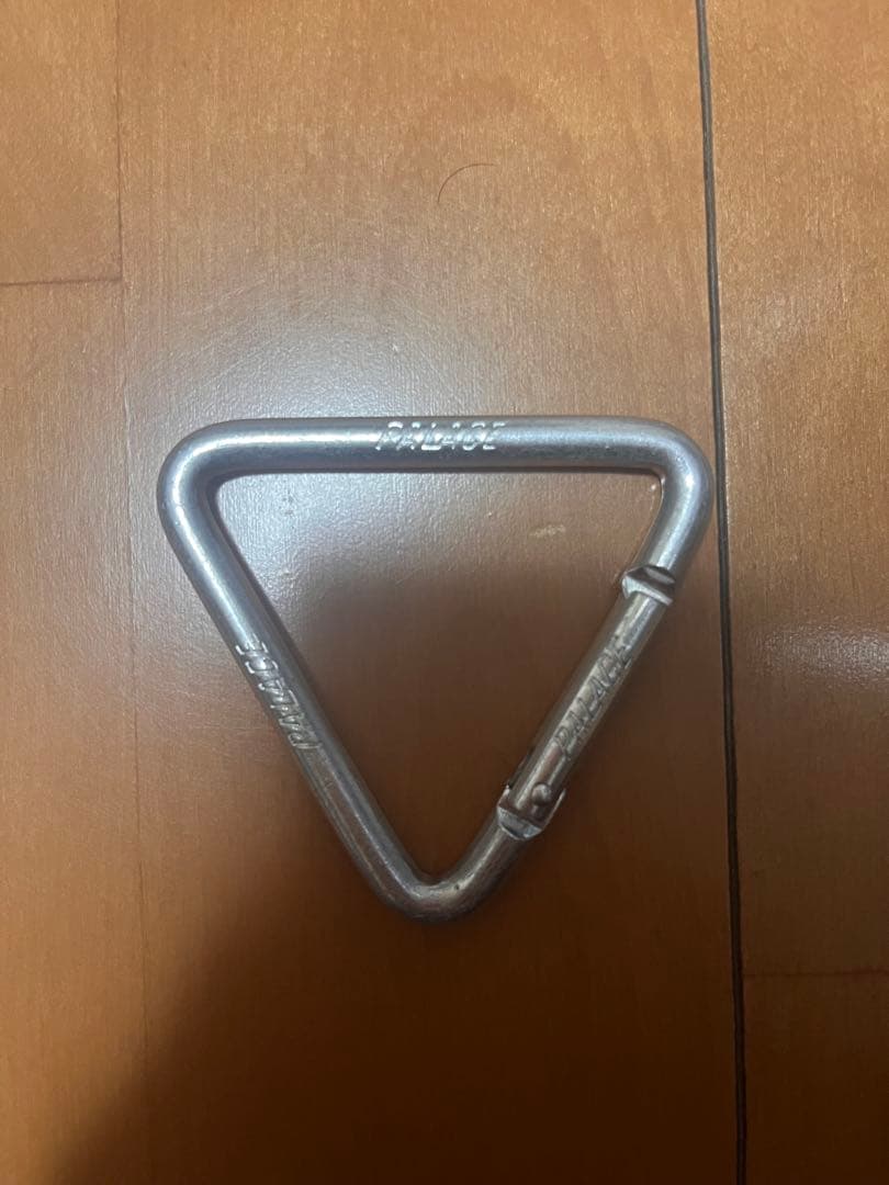 palace カラビナ 三角 - メルカリ