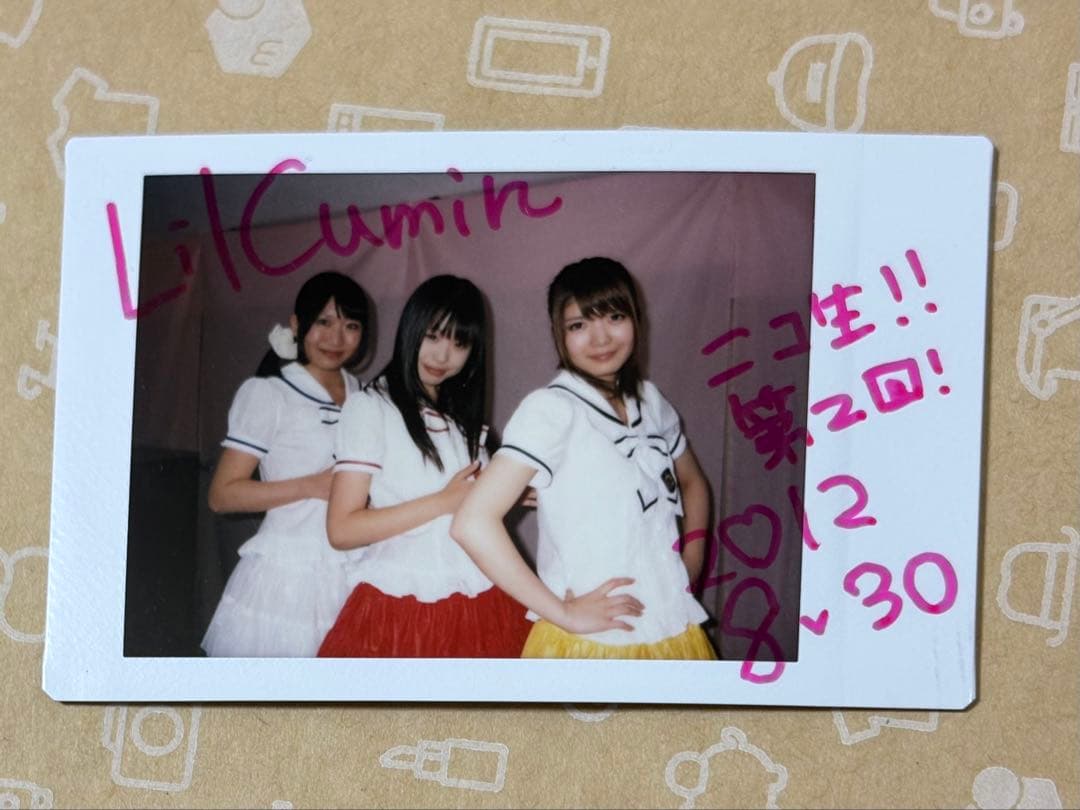 リル・クミン チェキ BAND-MAID 小鳩ミク