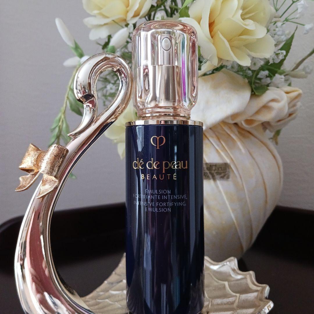 大丸百貨店購入.最高級品.クレ.ド.ポー.ボーテ.エマルジョンアンタンシブn