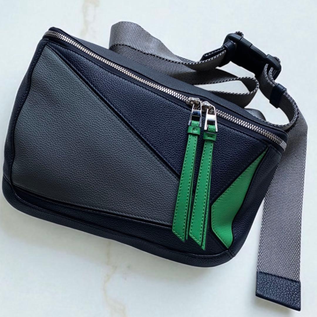 【美品 希少カラー】LOEWE ロエベ Puzzle Bum パズル バムバック