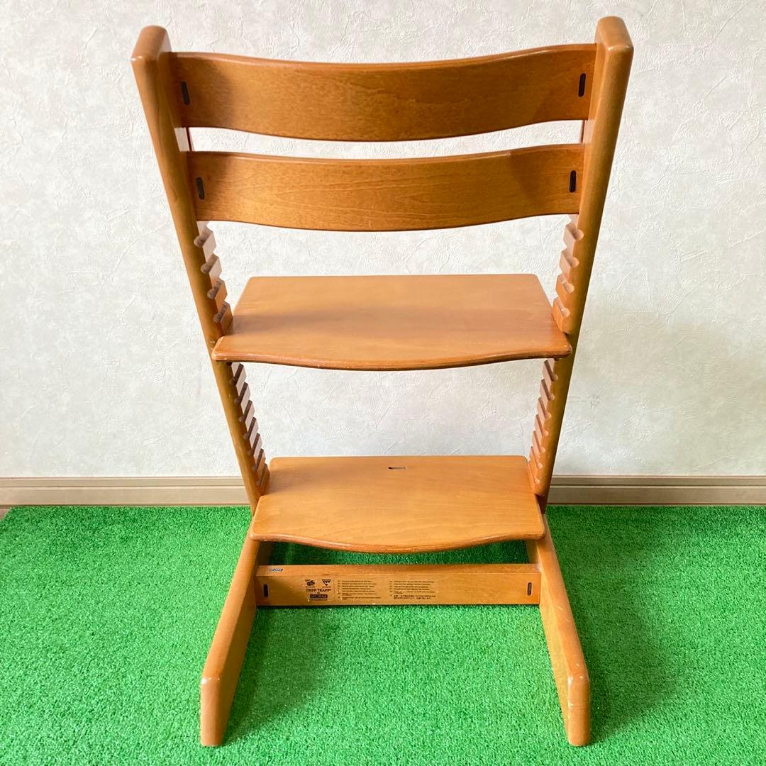 美品 人気カラー チェリー ストッケ トリップトラップ シリアル0番台