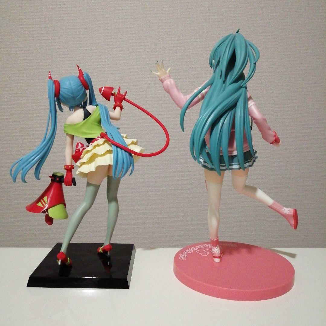 初音ミク フィギュア 8点セット ボカロ 水着 バニー サンタ 制服 ドレス