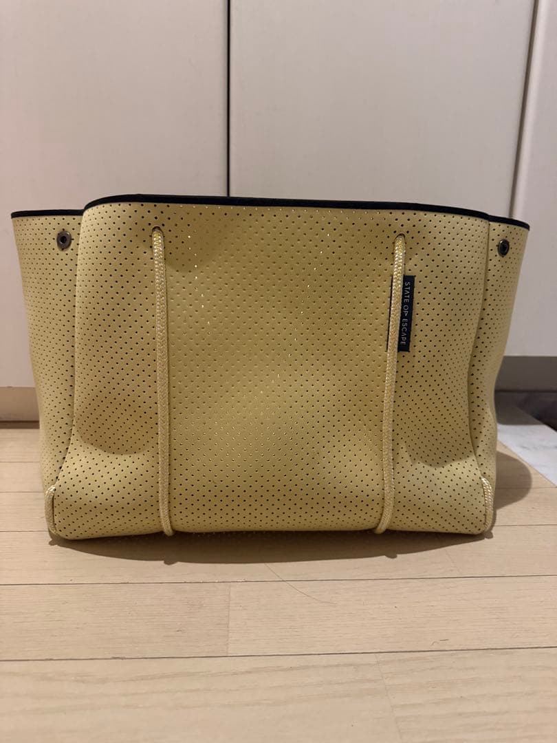 バッグ STATE OF ESCAPE Escape™ tote In dove – State of Escape