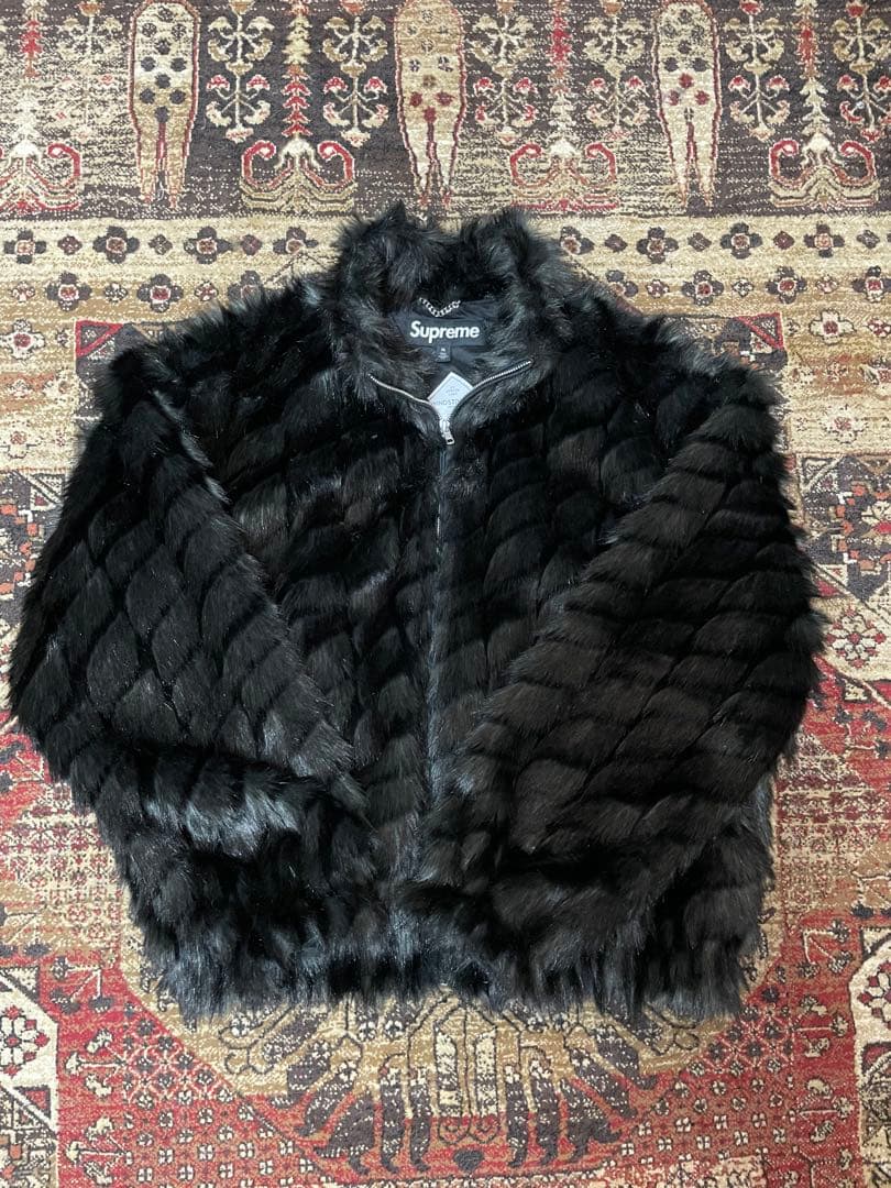Supreme Black Faux Jacket – Windstopper
