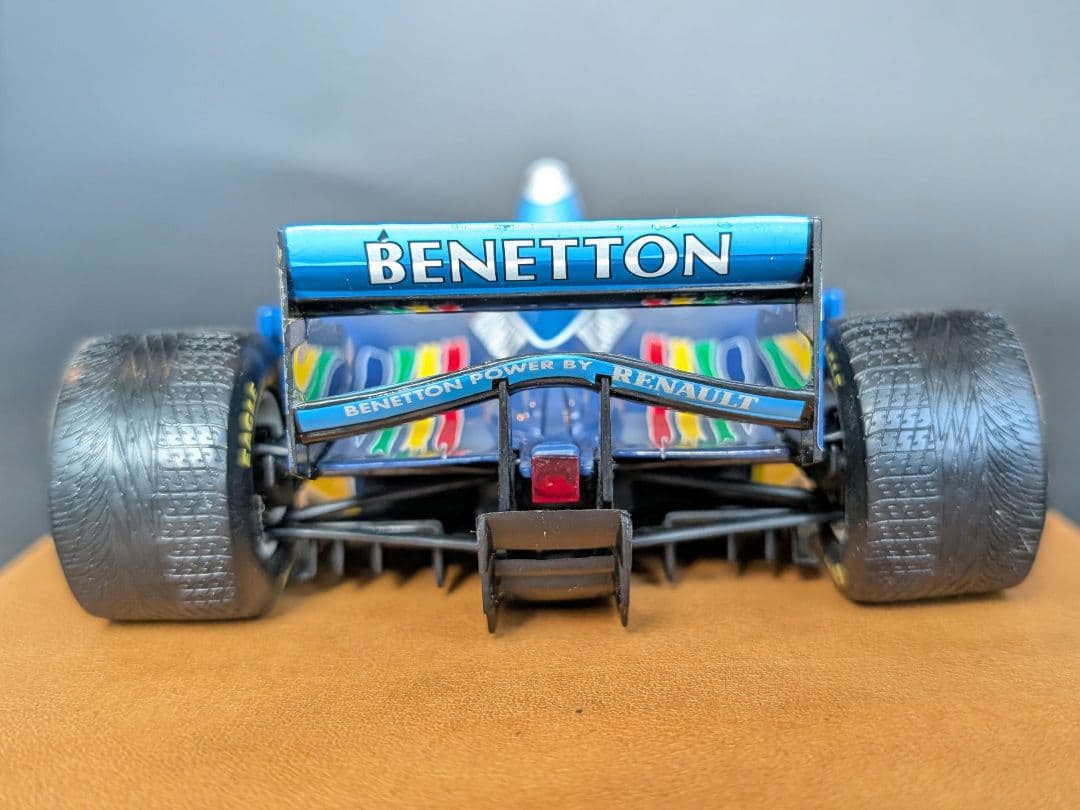 ミニチャンプス 1/18 ベネトン ルノー B195 #1 M.シューマッハ - メルカリ