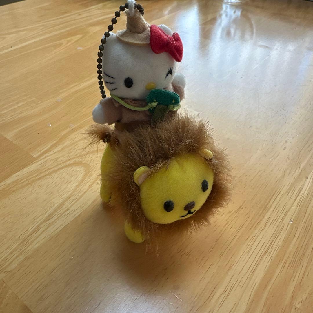ハローキティ ライオン ぬいぐるみ ボールチェーン付き