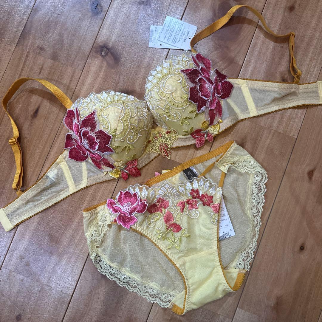 ワコール　サルート　43グループ