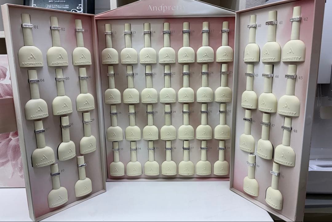 【美品】Andpretty アンドプリティ ジェル全50色 カラーチャート付き