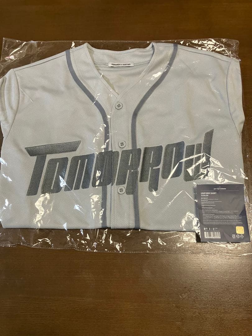 TXT】ユニフォーム シャツ ヨンジュン