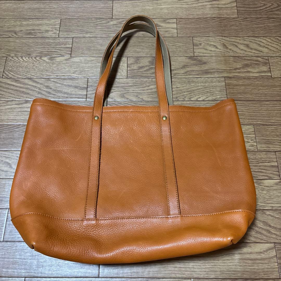 【値下げ中】SHIPS コラボ　レザーのバッグ