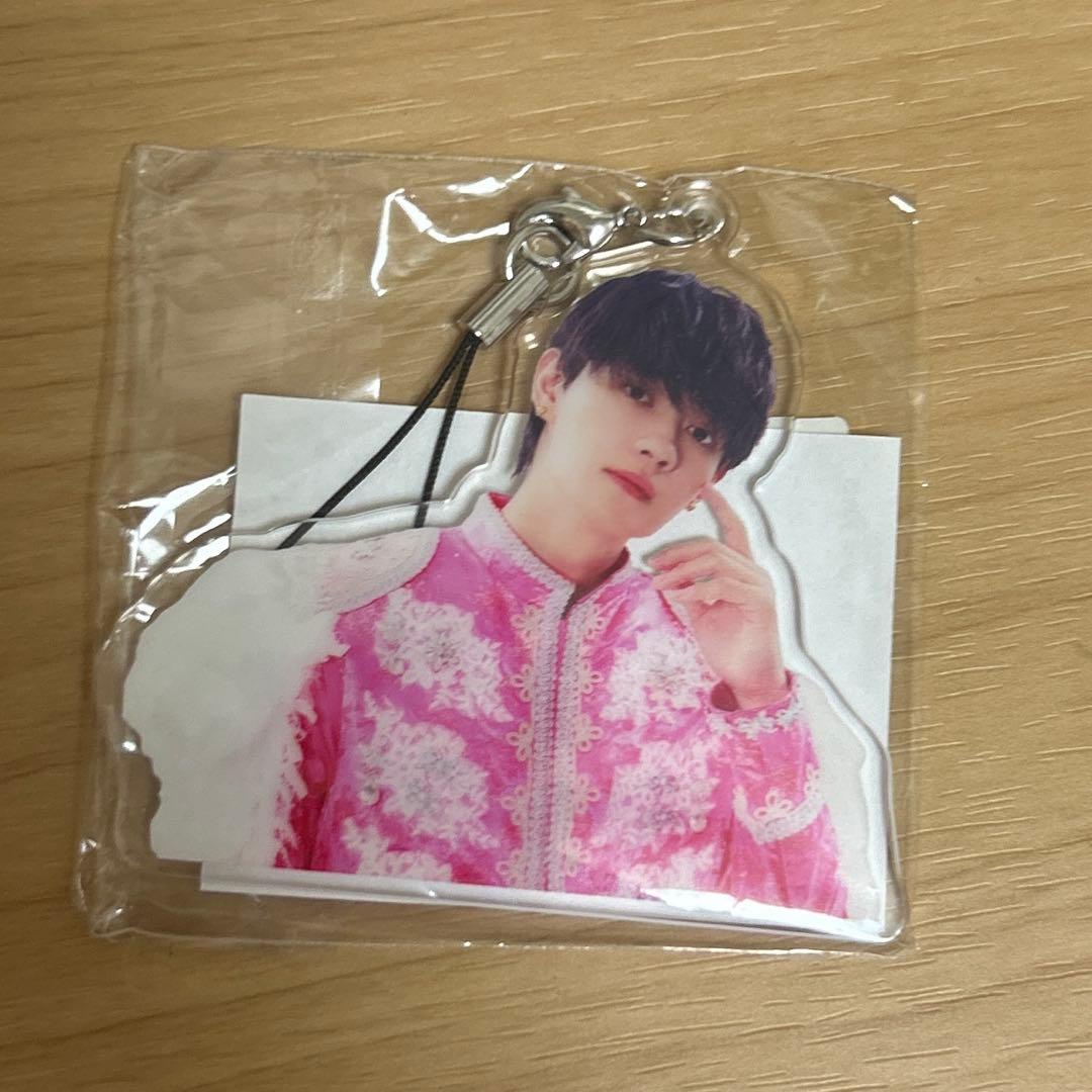 M!LK 佐野勇斗 アクリルストラップ - メルカリ