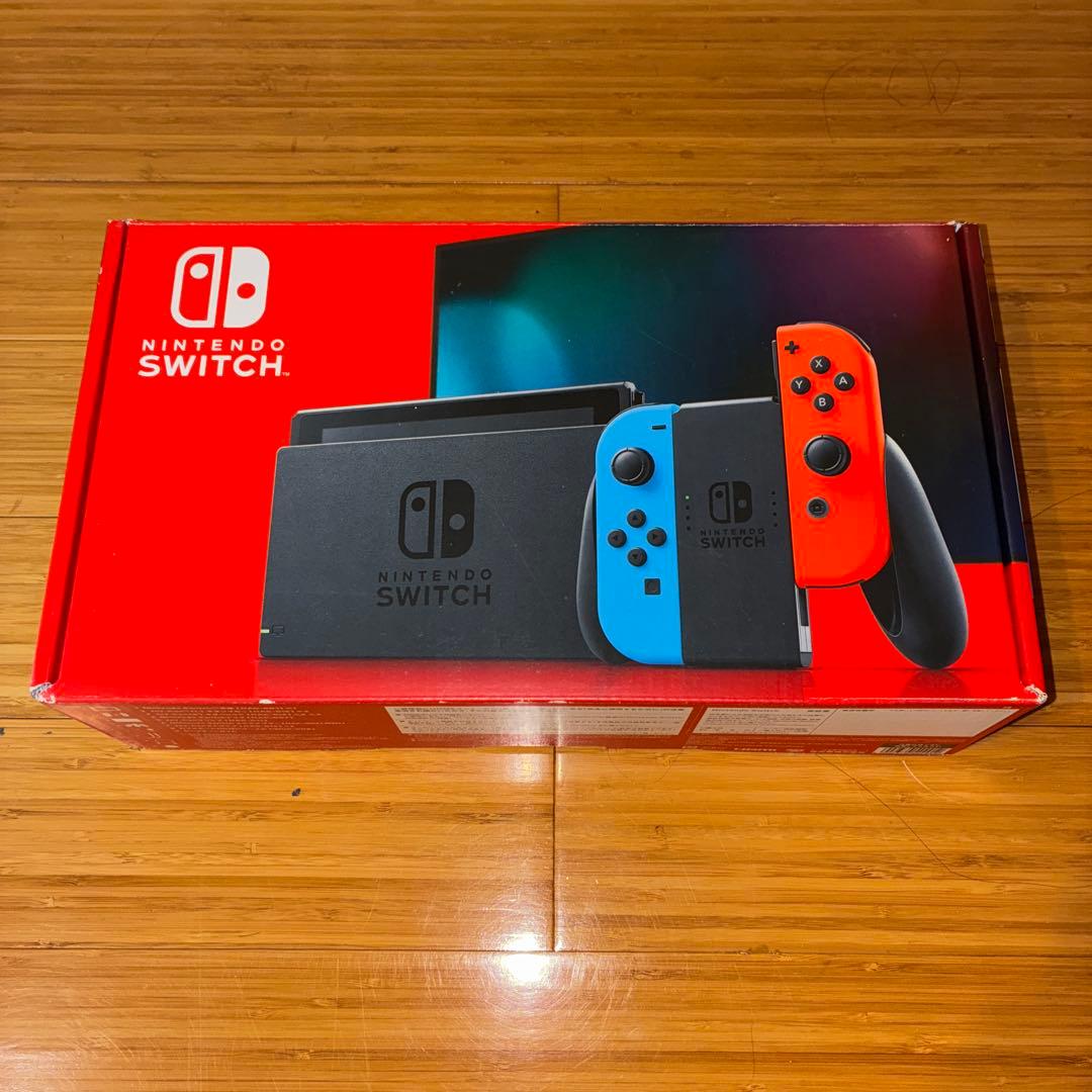 【中古】Nintendo Switch ニンテンドースイッチ Nintendo Switch(有機ELモデル) Joy-Con(L)/(R) ホワイト(HEGSKAAAA