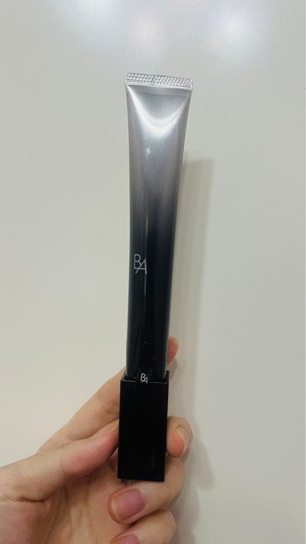 ポーラ　アイゾーンクリーム