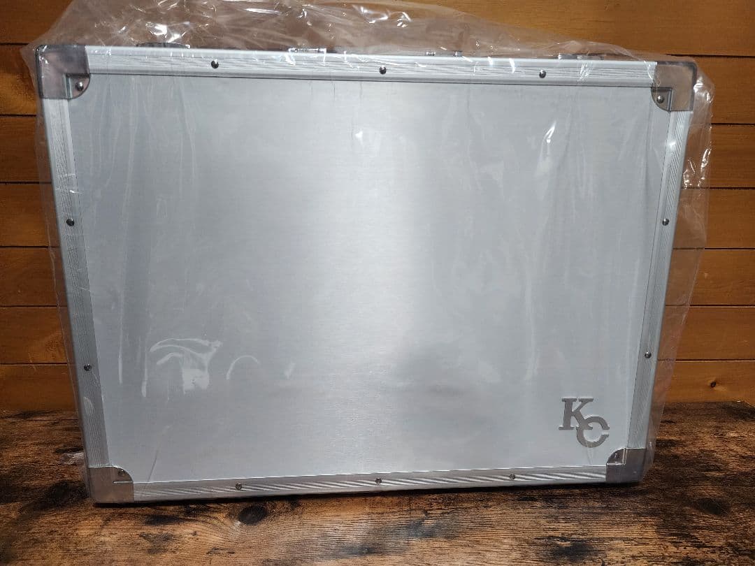 E*Y様 遊戯王 海馬ジュラルミンケース 25th 遊戯王OCGデュエルモンスターズ 25th ANNIVERSARY ULTIMATE KAIBA SET