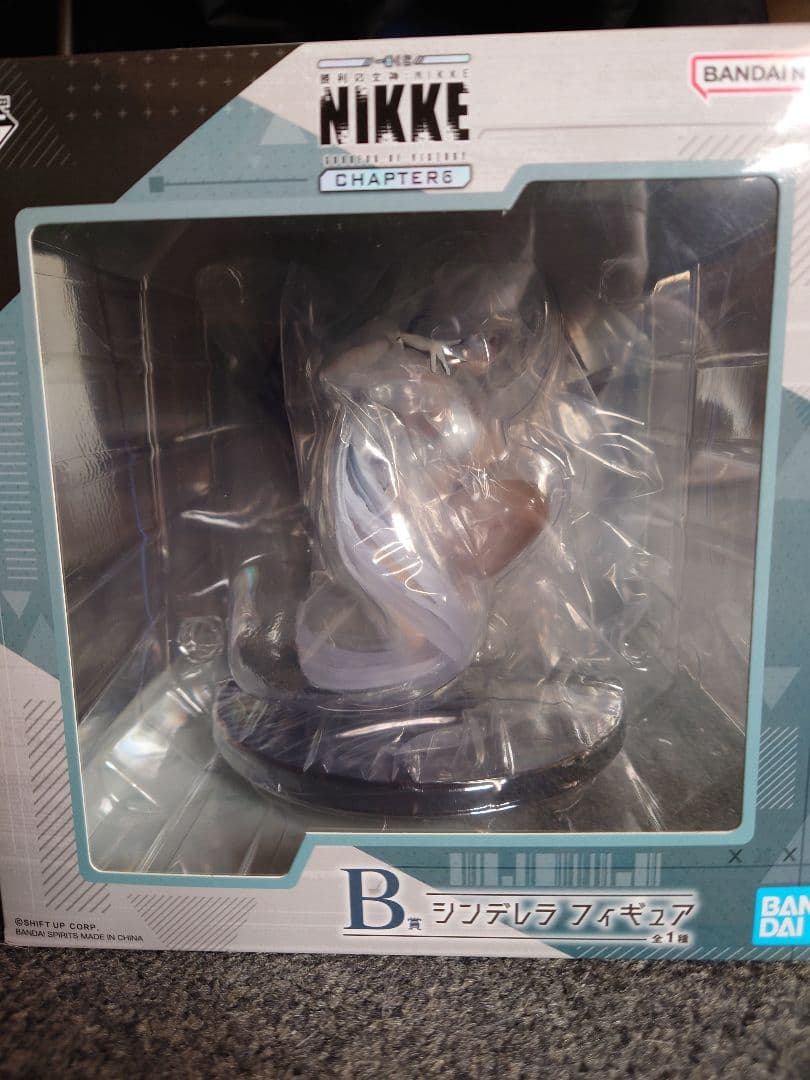 凡*暗様 1番クジ　シンデレラフィギュア　チャーム付き 一番くじ アニメ『ウマ娘 シンデレラグレイ』 灰の怪物vs白い稲妻｜一