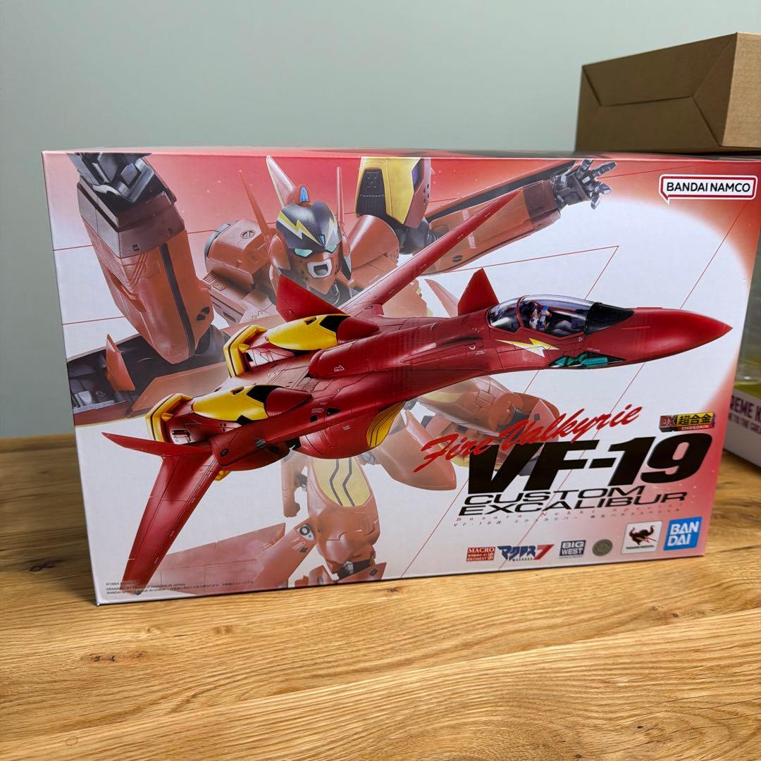 DX超合金 マクロス7 VF-19