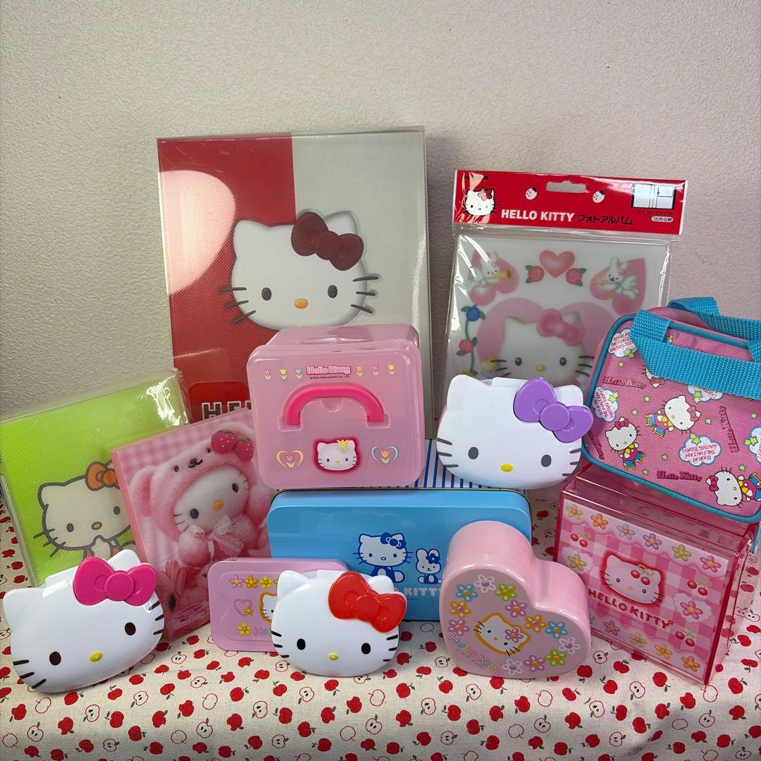 【激レア・平成レトロ】ハローキティ 収納ケース・フォトアルバム 豪華12点セット 激レア・平成レトロ】ハローキティ 収納ケース・フォトアルバム 豪華12