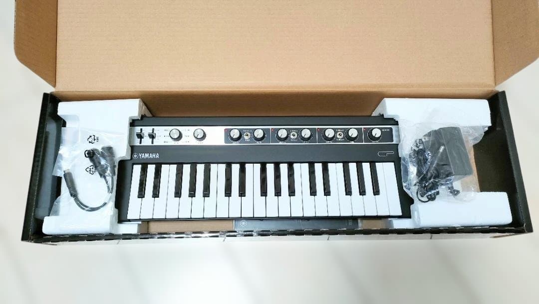 超美品 YAMAHA ( ヤマハ ) reface CP エレピモデリングシンセ