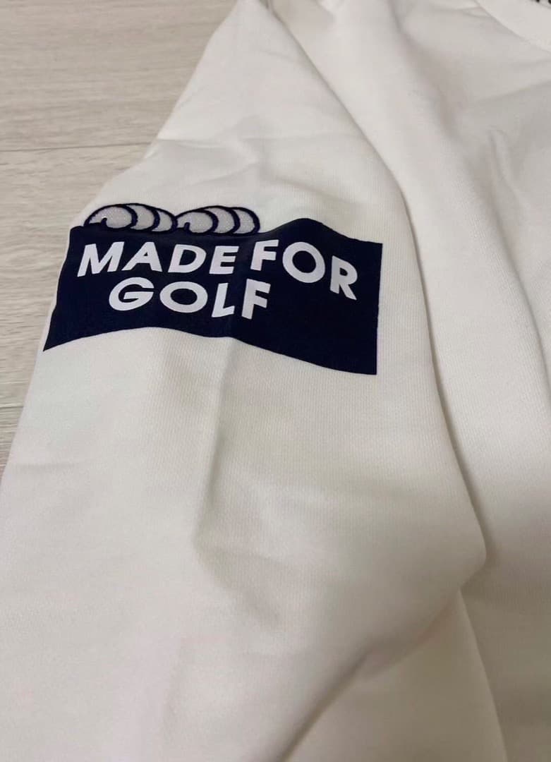 新品 正規品 パーリーゲイツ どうしちゃったPGスウェット 紺 サイズ4 M