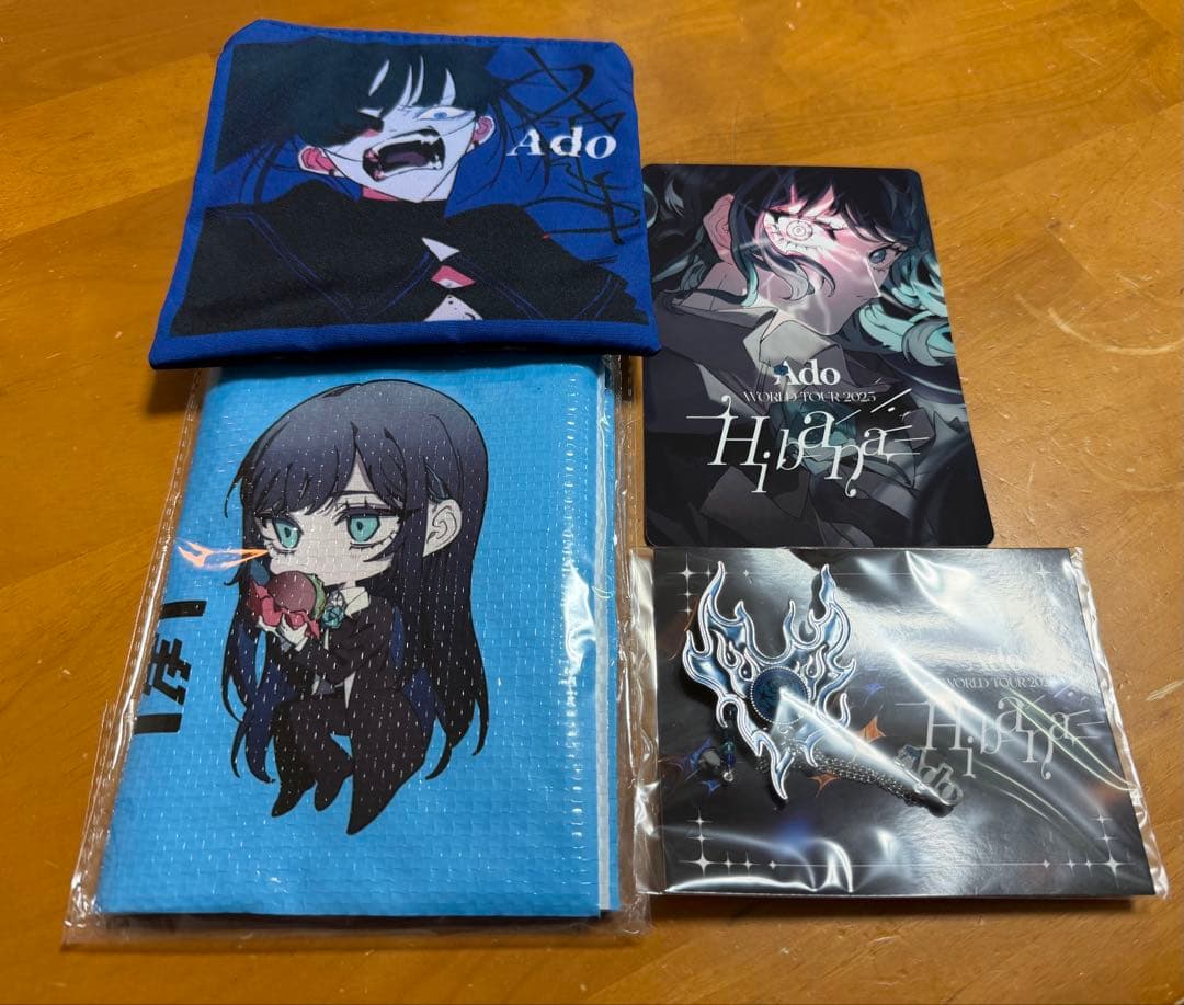 Ado Hibana ブローチ ファンクラブ会員 レジャーシート その他 全4点