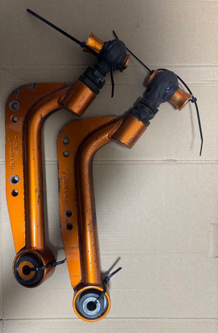 土日のみ特別価格T-DEMAND リアアッパーアーム 60ハリアー