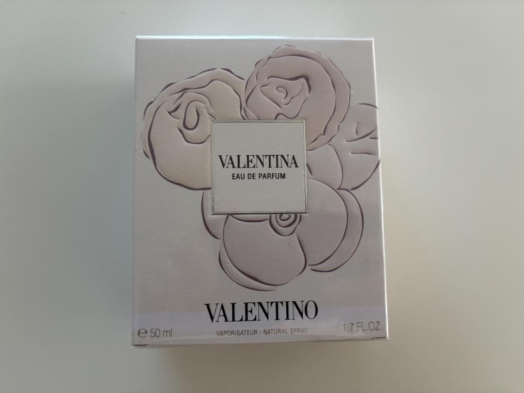 ヴァレンティノ VALENTINO Eau de Parfum 50ml