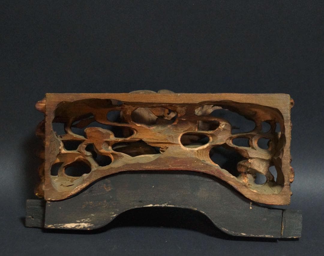 江戸末期一刀彫り高浮彫『天女飛天図』 木造彩漆金箔 木彫欄間飾り置物