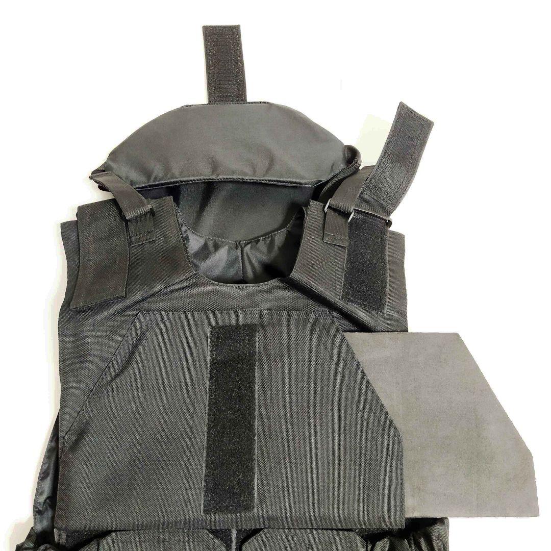 直送品】ロシア軍 Defender2 ディフェンダー ボディアーマー BK - メルカリ