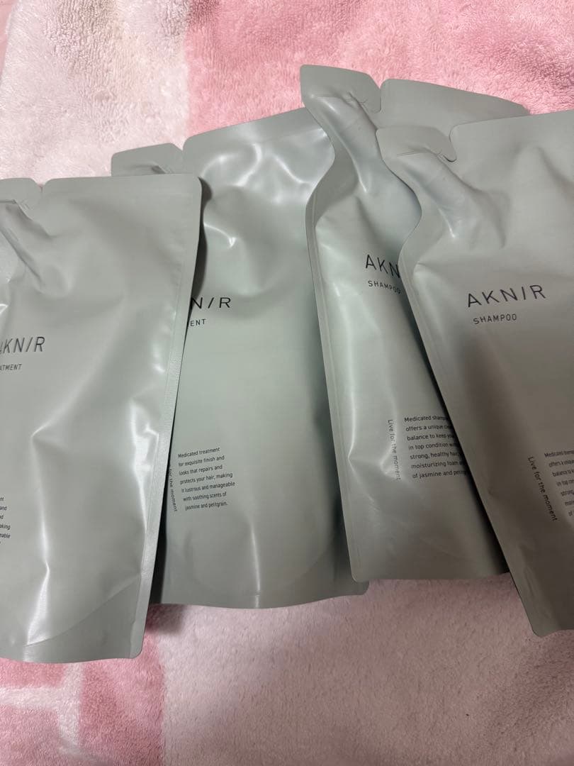 【新品・未開封】AKNIRアクニー 薬用シャンプー・トリートメント 詰替2セット
