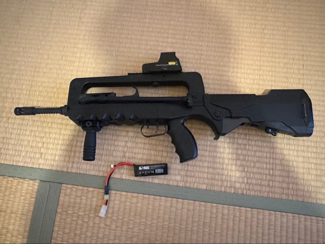 [東京マルイ] FA-MAS 5.56-F1 スタンダード電動ガン(ジャンク) Amazon | 東京マルイ No28 FA-MAS 5.56F1 18歳以上スタンダード電動