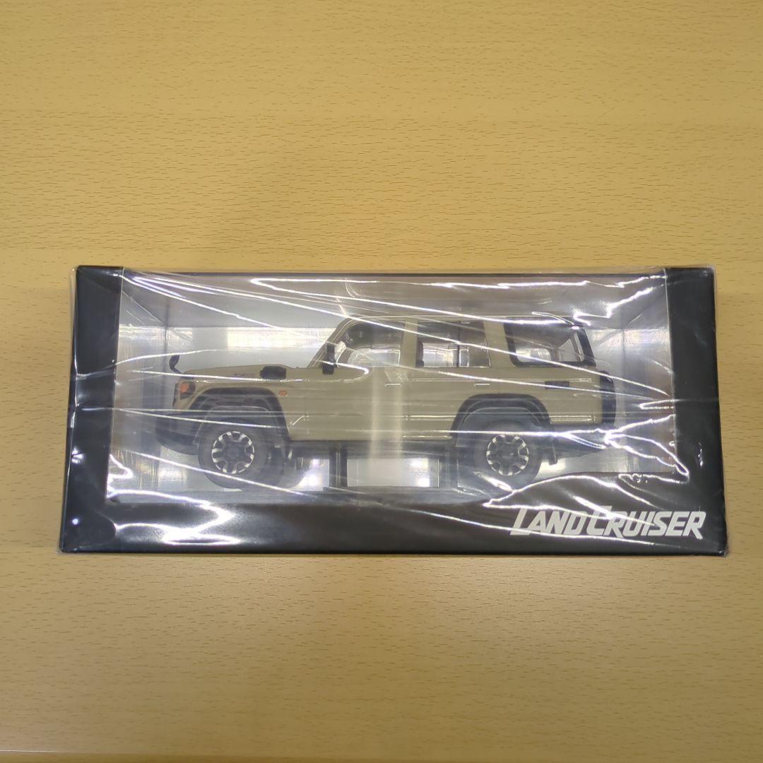 「非売品」　LAND CRUISER 70 ミニカー