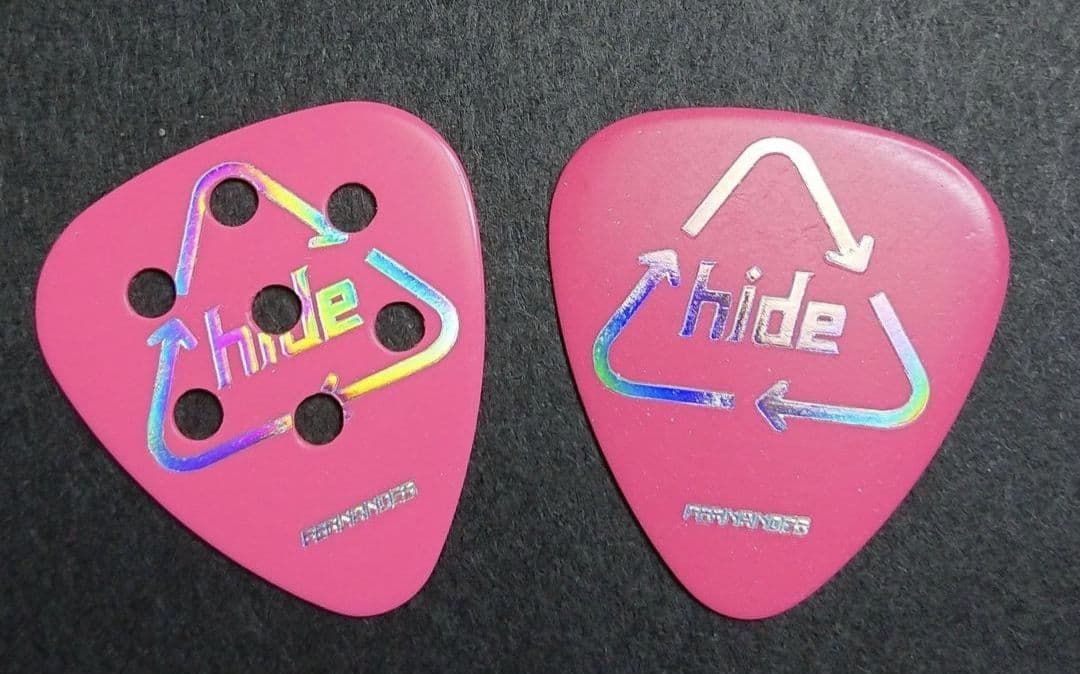 新品】hide FERNANDES ピック（穴あき、穴無し 各1枚） - メルカリ