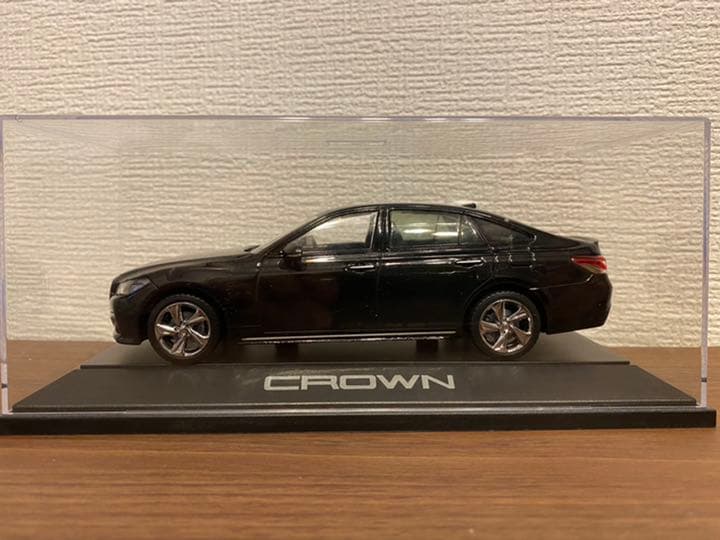 1/30 トヨタ CROWN RS Advance 非売品