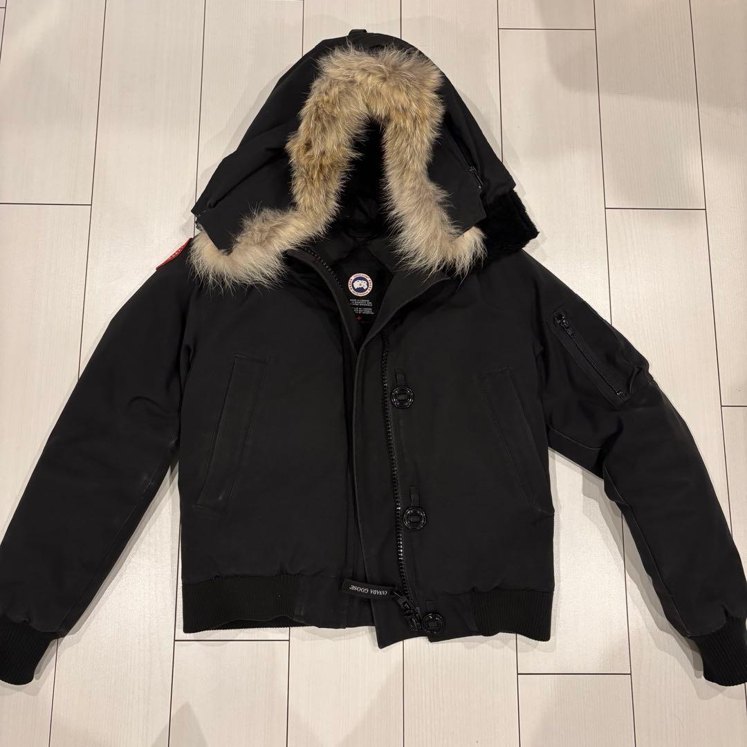 【カナダグース】ラブラドールボンバー ショートダウン ブラック コヨーテファー