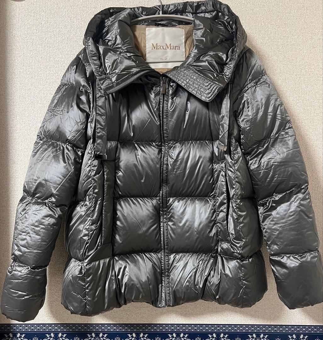 MaxMara The Cube ショート丈ダウングレー系メタリック（未使用）