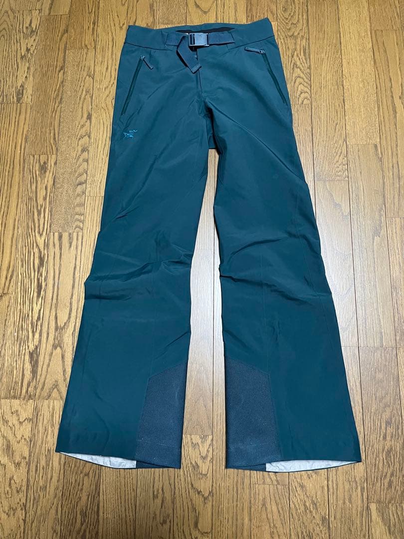 ARC'TERYX ゴアテックススキーパンツ　女性用