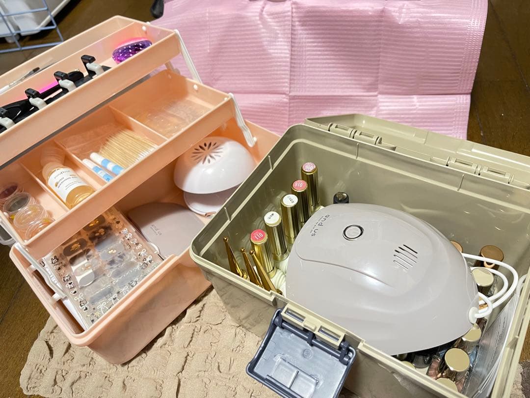 ネイルアート用品セット（and us UV-LEDライト付き）