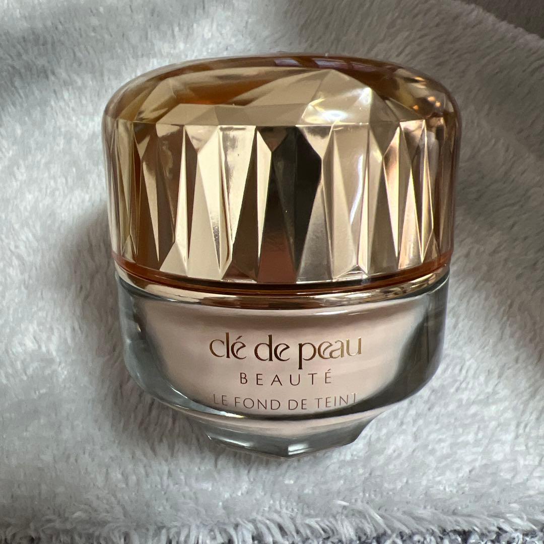 clé de peau クリームファンデーション ピンクベージュ 10 30g