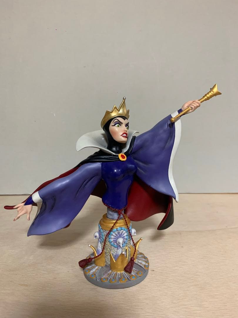 ディズニー グランド・ジェスター スタジオ 白雪姫 女王（魔女） bust レア