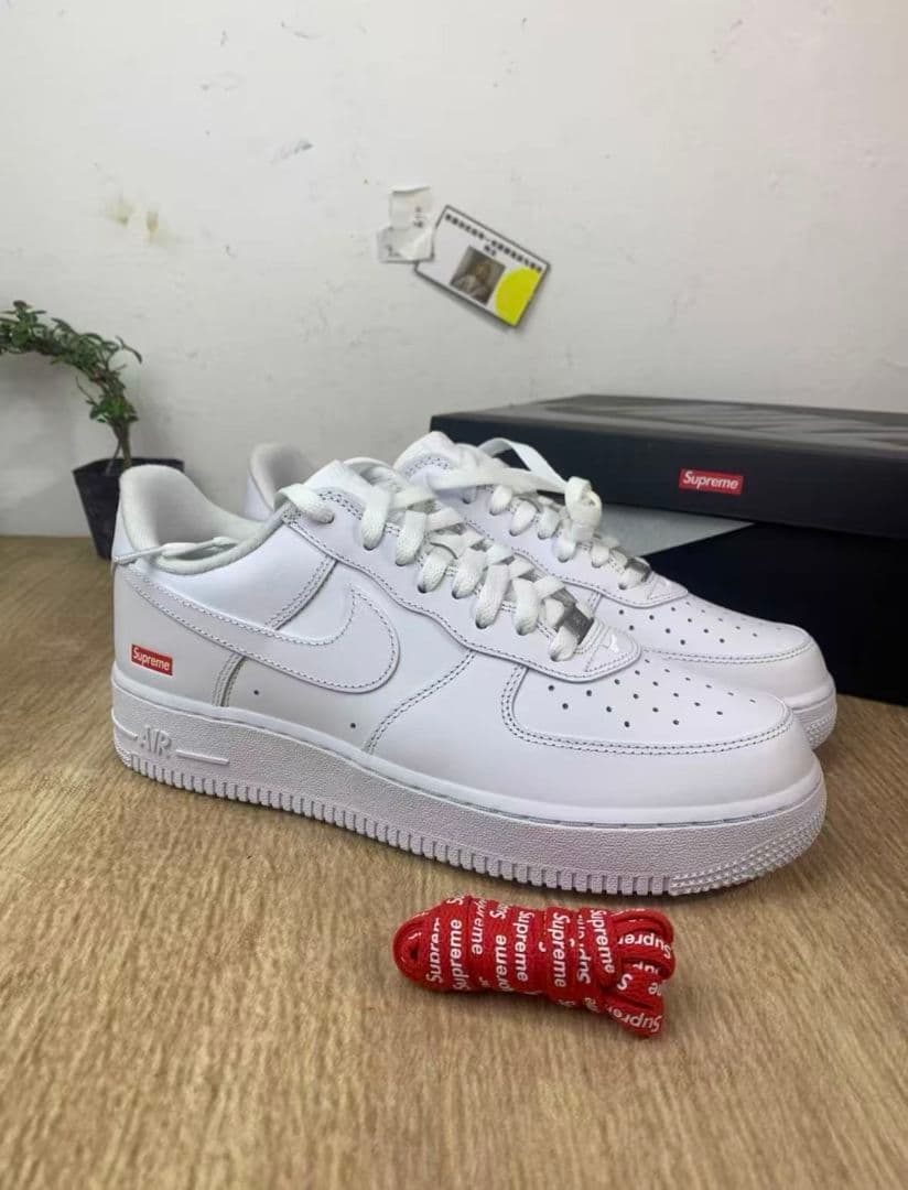 Supreme Air Force 1 ホワイト Nike Air Force 1 Low White Supreme (CU9225-100) - SneakerAsk