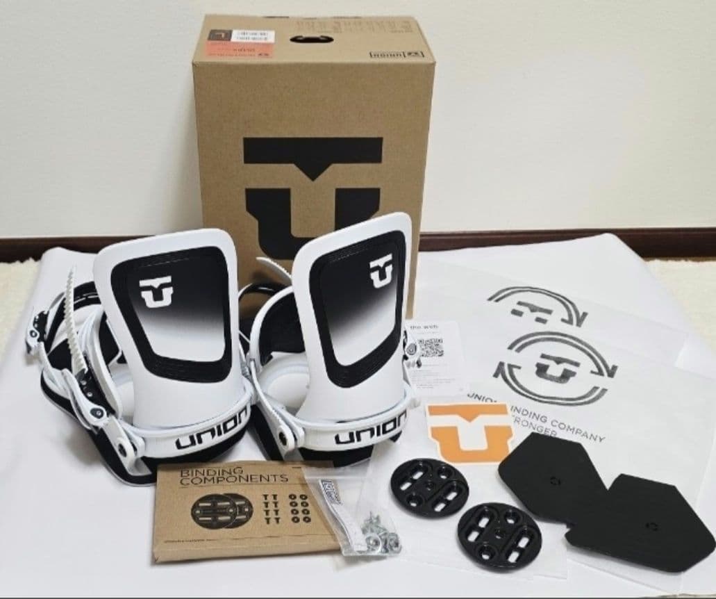 24-25モデル　UNION ULTRA Lサイズ　ホワイト　ビンディング　美品