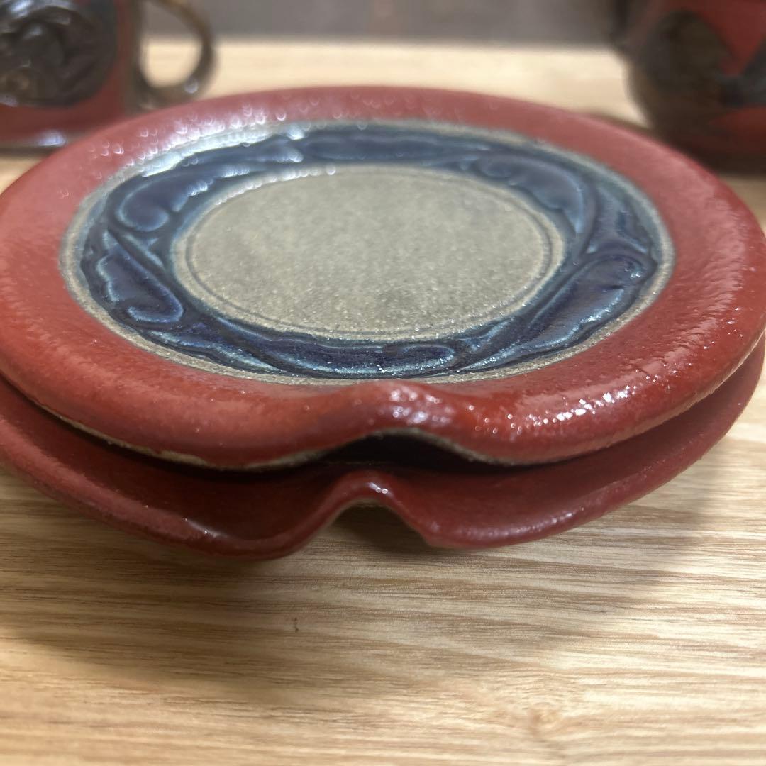 沖縄 やちむん 赤絵魚紋 壺屋焼 赤絵 小橋川清正 カップ＆ソーサー 2客