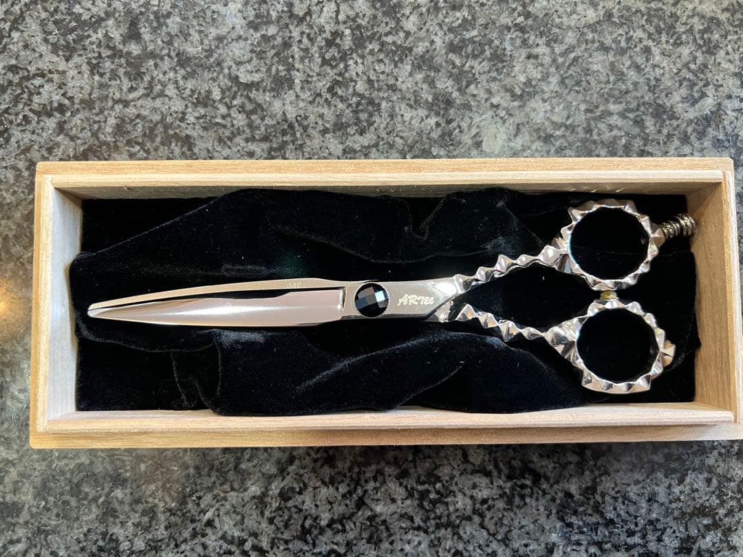 新品アーテックプロ用ステンレスシザー 木製ボックス付き