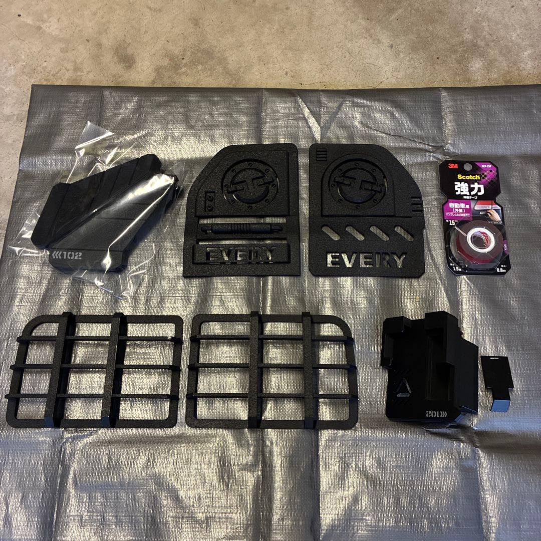 エブリイバン 給油口カバー 他