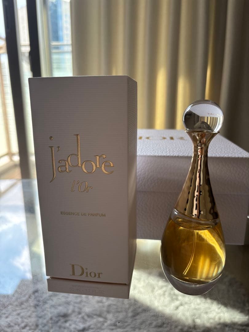 Dior J'adore L'Or エッセンス・ドゥ・パルファン 50ml