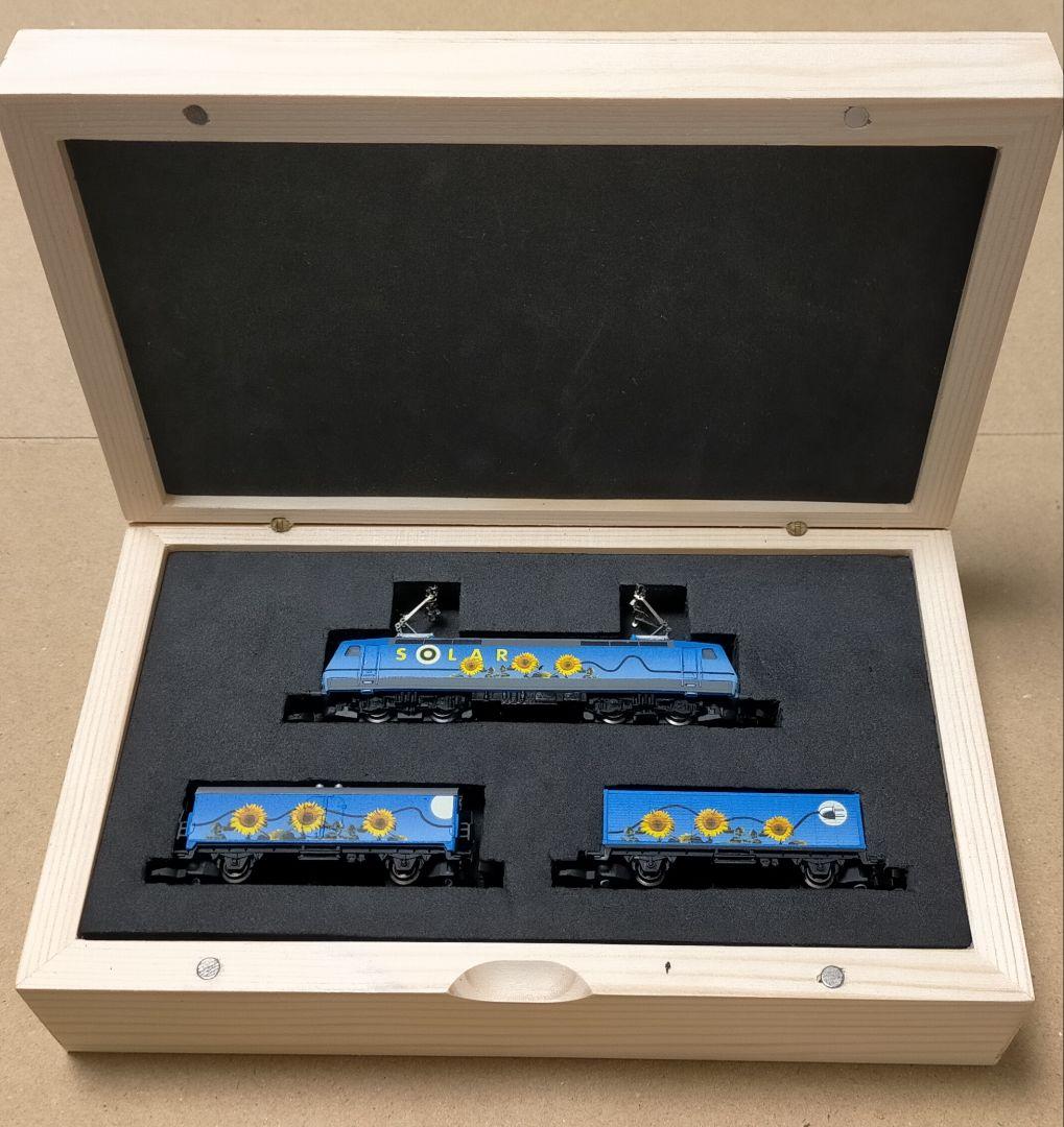 メルクリン　Marklin Solar Set 81510 SOLAR Zゲージ Marklin Z 81846 Christmas Z Gauge Starter Set US 120V w/extras NIB